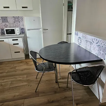 Spacieux Avec Jacuzzi Et Sauna *