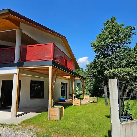 Spacieux Avec Jacuzzi Et Sauna アパート