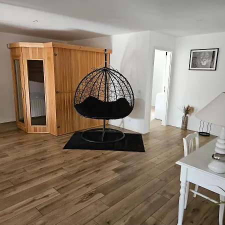 アパート Spacieux Avec Jacuzzi Et Sauna *